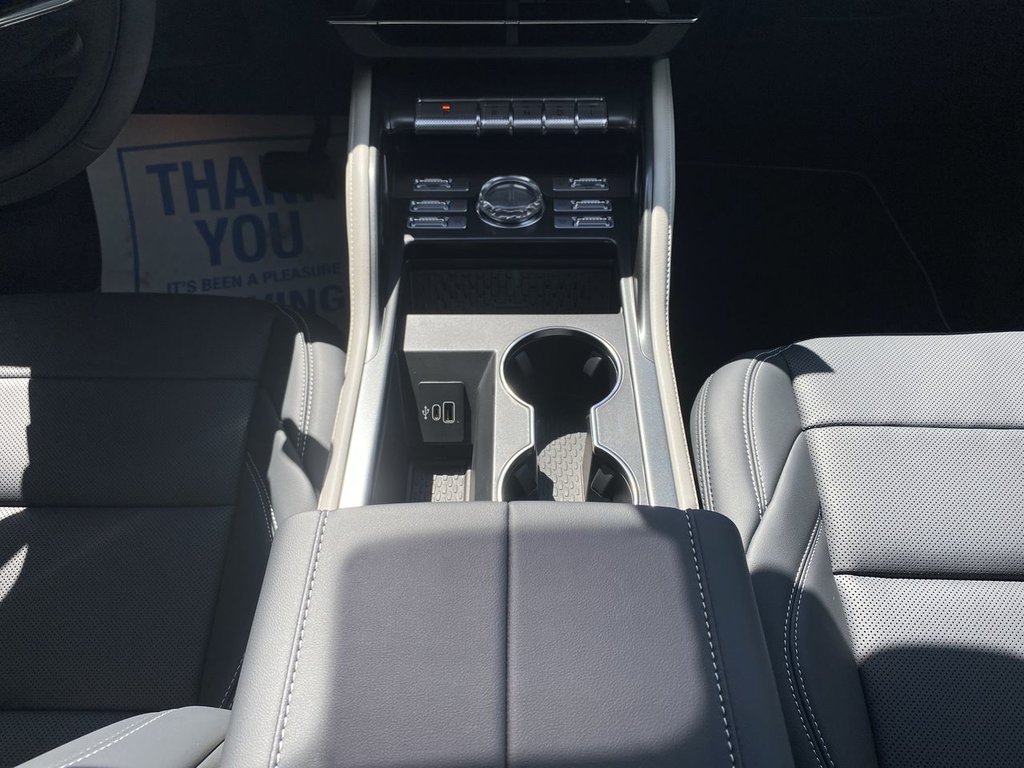 2025 Lincoln NAUTILUS PREMIERE in Alliston, Ontario - 21 - w1024h768px