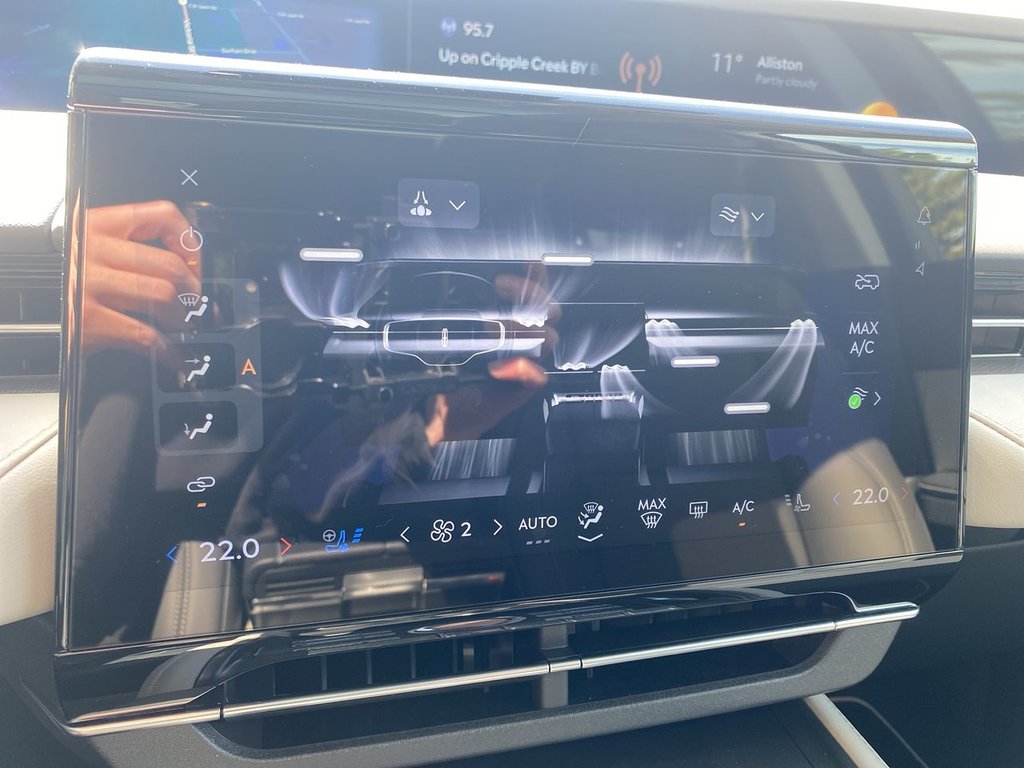 2025 Lincoln NAUTILUS PREMIERE in Alliston, Ontario - 19 - w1024h768px