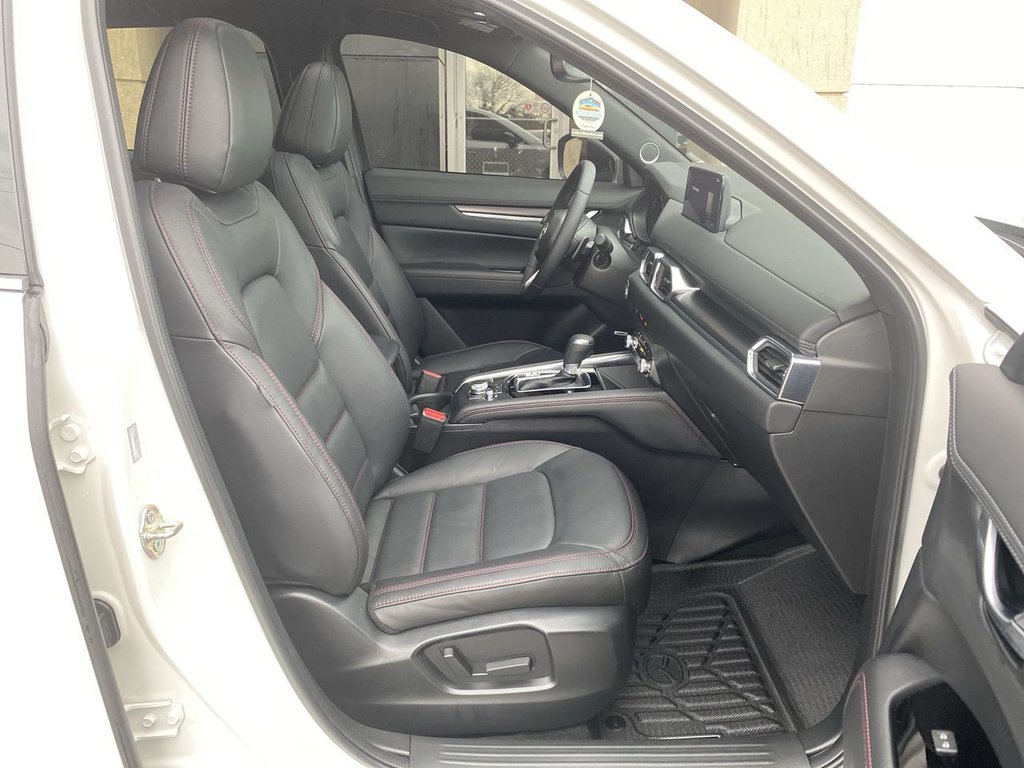2025 Mazda CX-5 Sport Design in Alliston, Ontario - 25 - w1024h768px