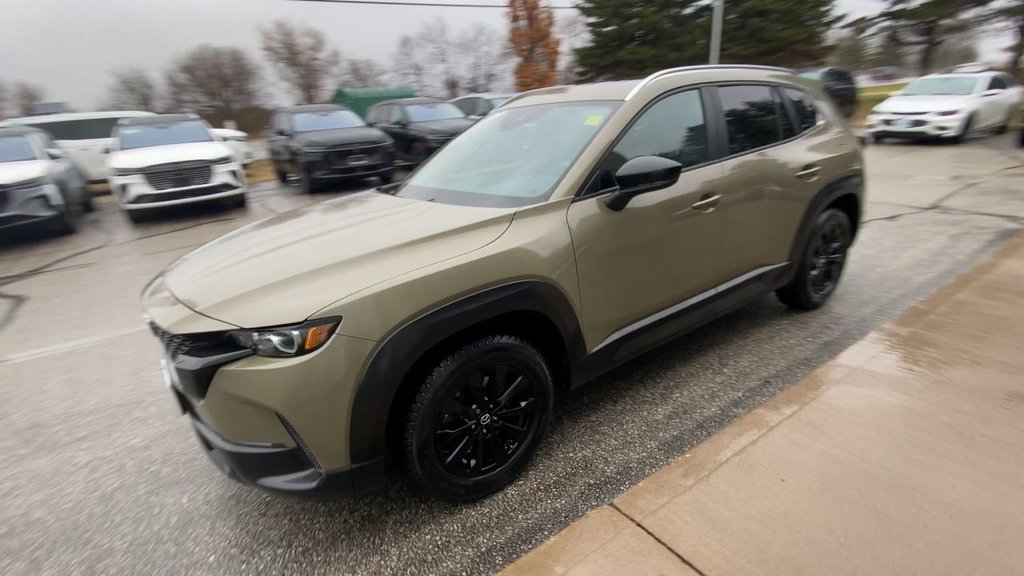 Mazda CX-50 GS-L 2024 à Alliston, Ontario - 4 - w1024h768px