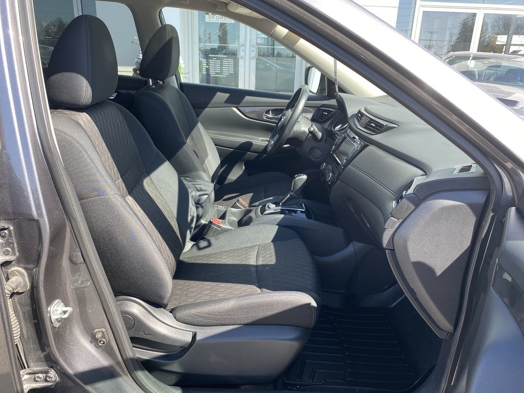 2018 Nissan Rogue in Alliston, Ontario - 25 - w1024h768px