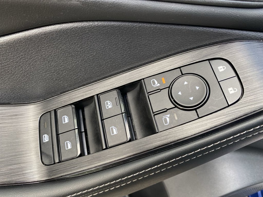 2024 Nissan Rogue SV Moonroof in Alliston, Ontario - 13 - w1024h768px