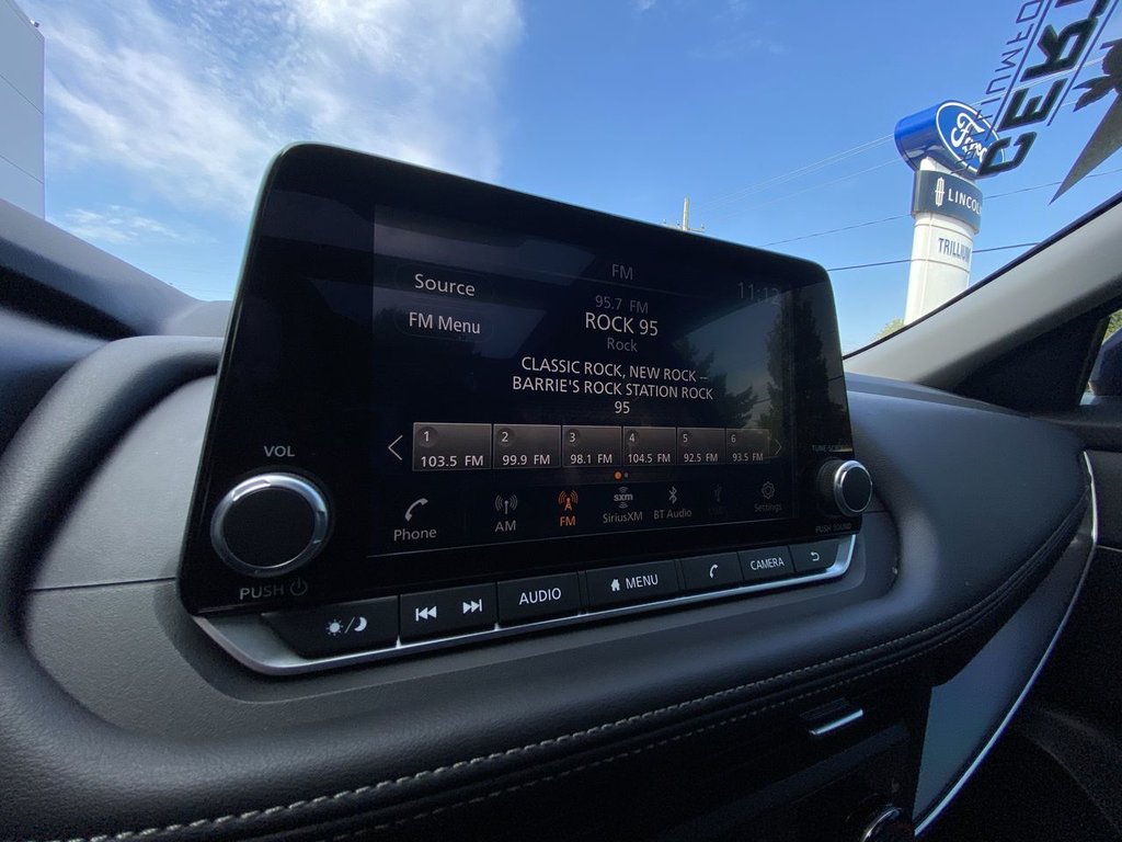 2024 Nissan Rogue SV Moonroof in Alliston, Ontario - 16 - w1024h768px