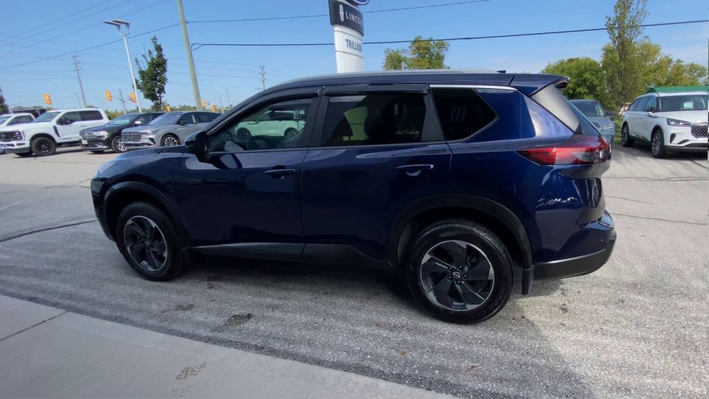 2024 Nissan Rogue SV Moonroof in Alliston, Ontario - 6 - w1024h768px