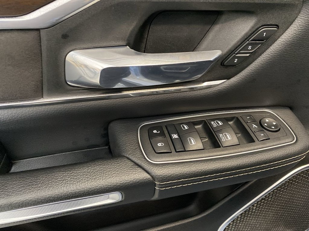 2022 Ram 1500 Laramie in Alliston, Ontario - 13 - w1024h768px