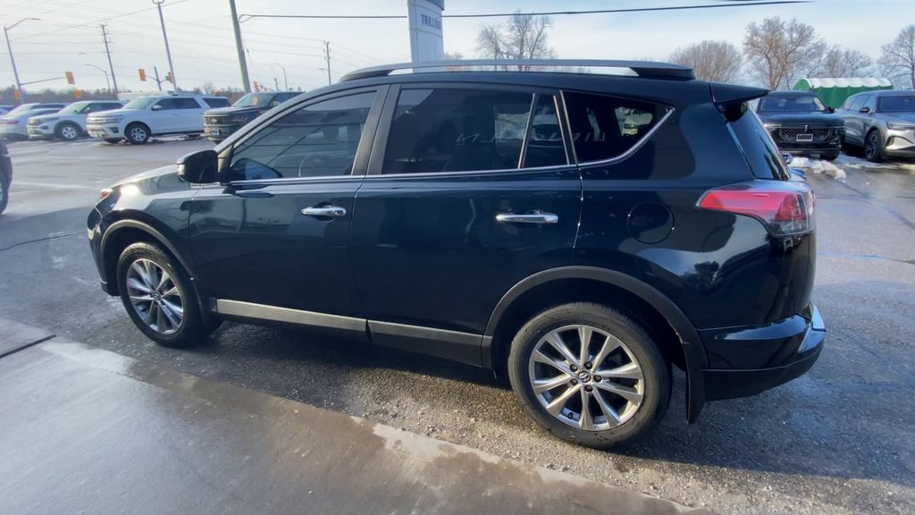 2018 Toyota RAV4 Limited in Alliston, Ontario - 6 - w1024h768px