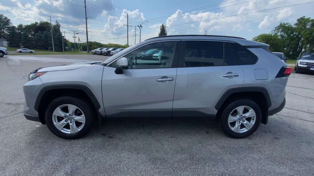 2019 Toyota RAV4 LE in Alliston, Ontario - 5 - w1024h768px