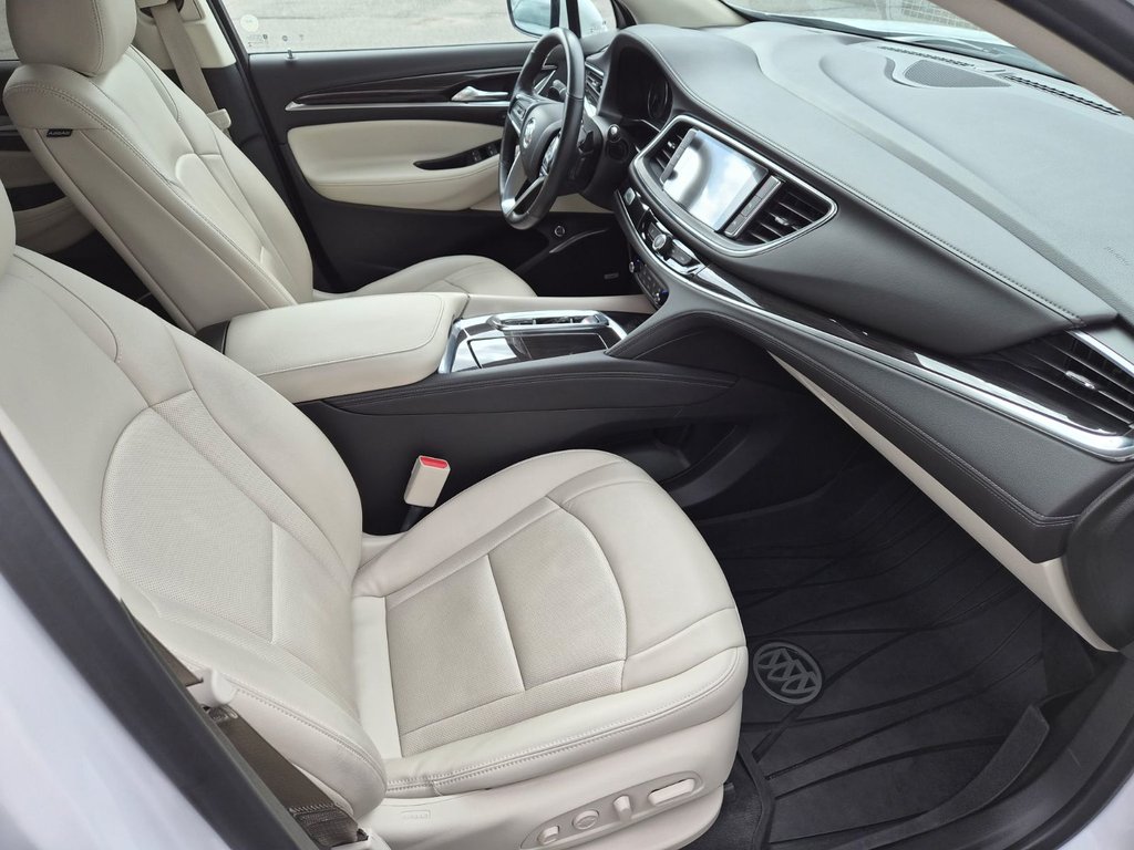 2022 Buick Enclave PREMIUM in Temiskaming Shores, Ontario - 8 - w1024h768px