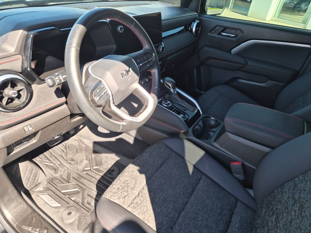 2024 CHEVROLET TRUCK COLORADO 4WD Z71 in Temiskaming Shores, Ontario - 5 - w1024h768px