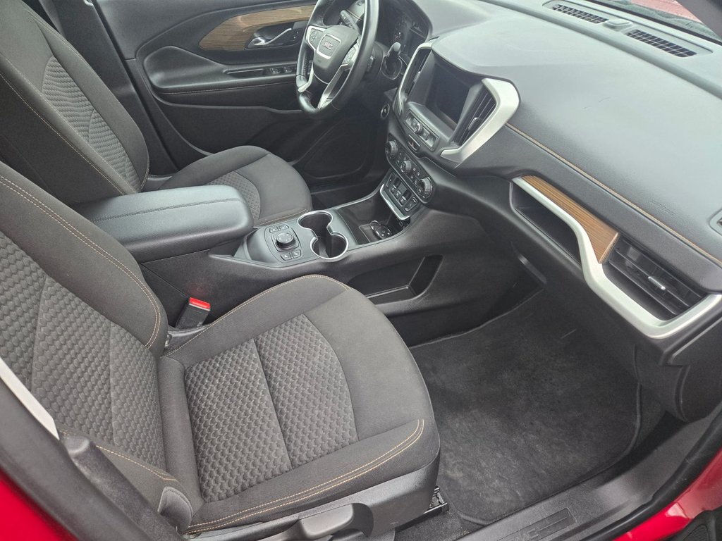 2018 GMC Terrain SLE in Temiskaming Shores, Ontario - 9 - w1024h768px