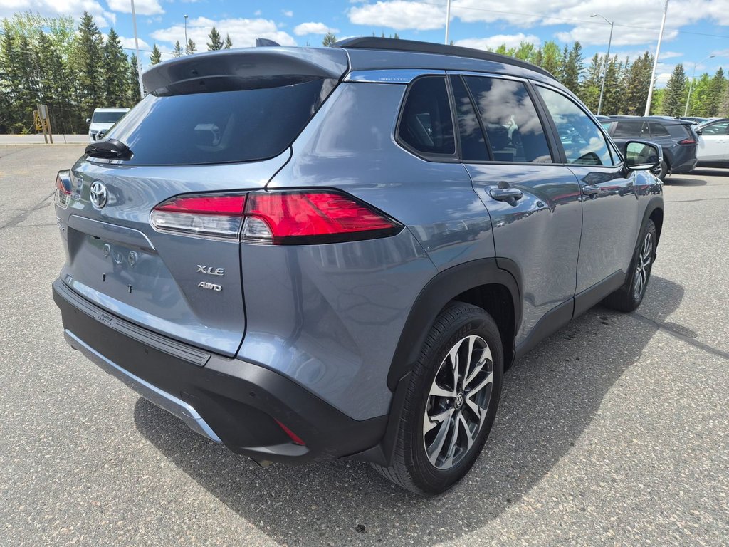 2024 TOYOTA TRUCK COROLLA CROSS XLE AWD in Temiskaming Shores, Ontario - 4 - w1024h768px