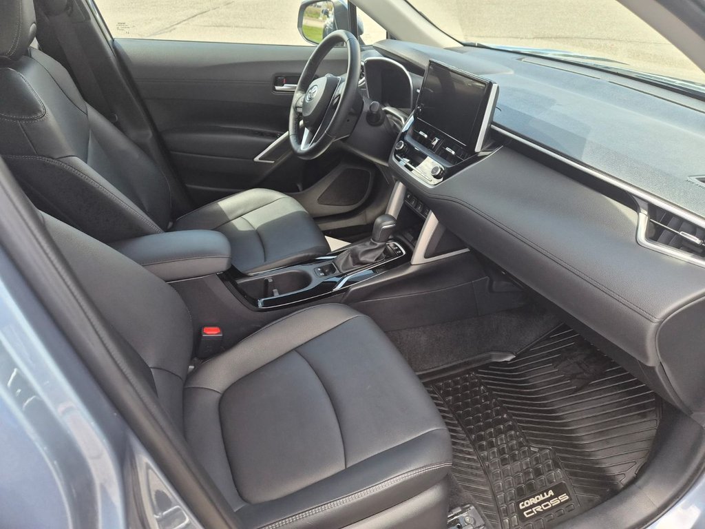2024 TOYOTA TRUCK COROLLA CROSS XLE AWD in Temiskaming Shores, Ontario - 7 - w1024h768px