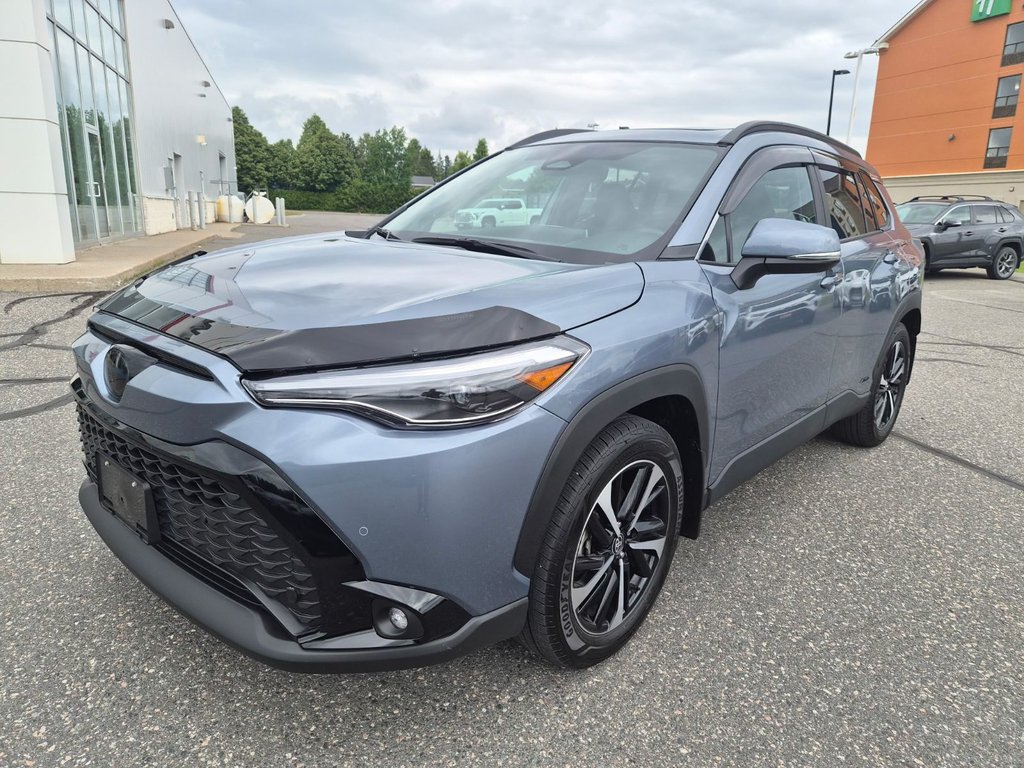 2024 TOYOTA TRUCK COROLLA CROSS HYBRID XSE in Temiskaming Shores, Ontario - 2 - w1024h768px