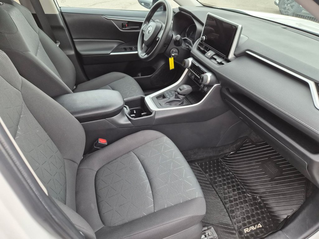 2024 TOYOTA TRUCK RAV4 LE in Temiskaming Shores, Ontario - 8 - w1024h768px