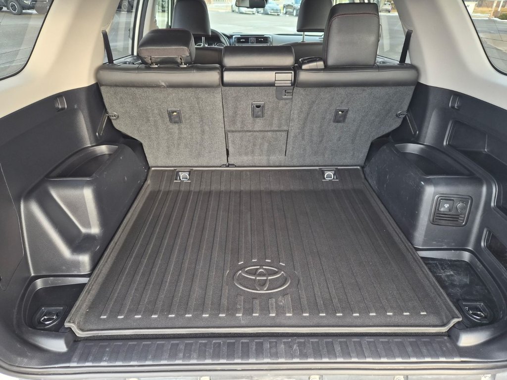 2021 Toyota 4RUNNER VENTURE in Temiskaming Shores, Ontario - 8 - w1024h768px