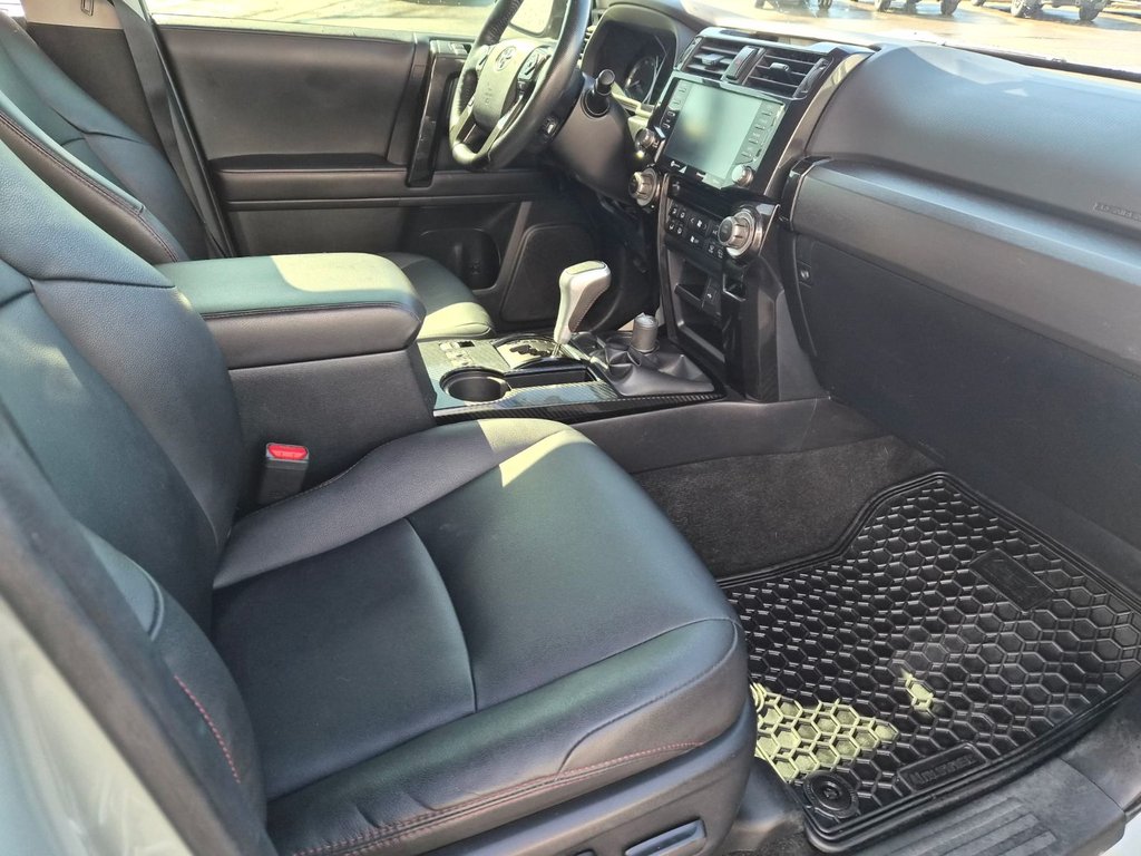 2023 Toyota 4Runner 4DR 4WD in Temiskaming Shores, Ontario - 7 - w1024h768px