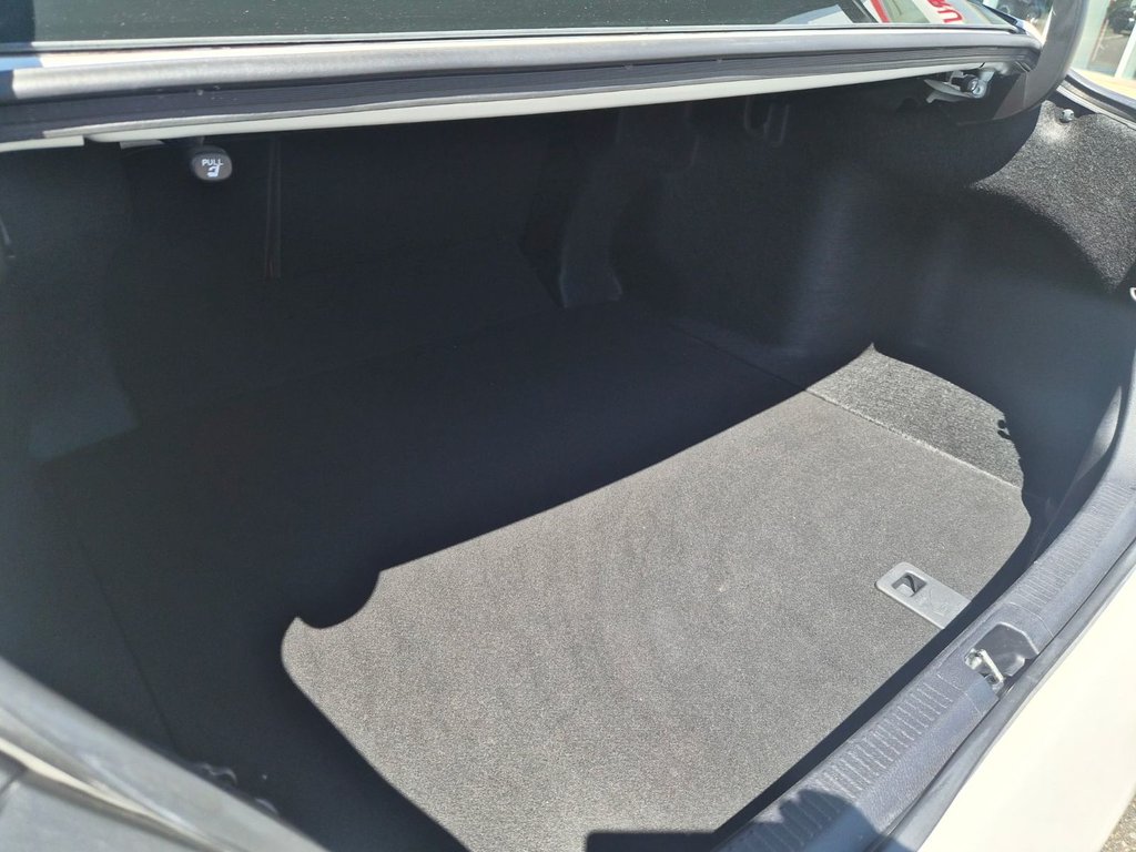 2018 Toyota CAMRY XSE in Temiskaming Shores, Ontario - 8 - w1024h768px