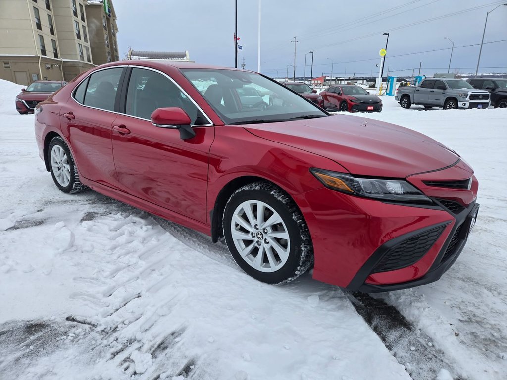 2022 Toyota Camry SE in Temiskaming Shores, Ontario - 2 - w1024h768px