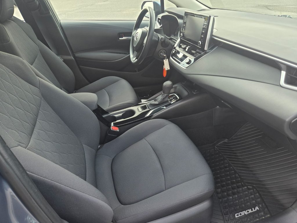 2021 Toyota Corolla LE in Temiskaming Shores, Ontario - 6 - w1024h768px
