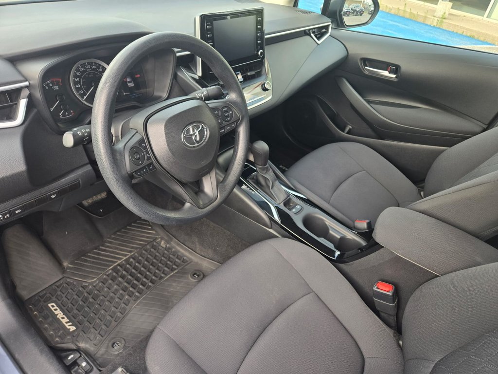 2021 Toyota Corolla LE in Temiskaming Shores, Ontario - 5 - w1024h768px