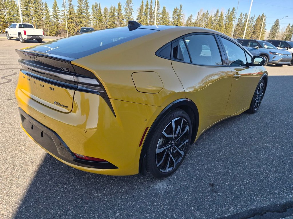 2024 Toyota PRIUS PRIME XSE PREMIUM in Temiskaming Shores, Ontario - 4 - w1024h768px