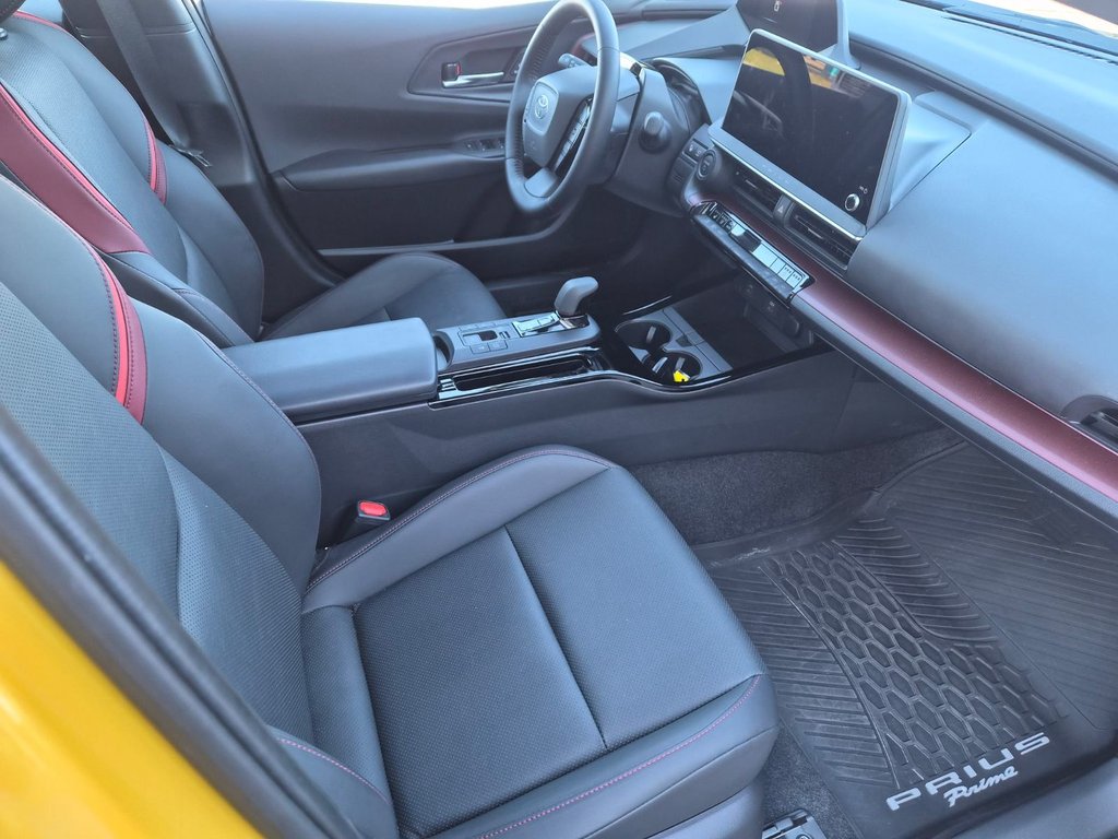 2024 Toyota PRIUS PRIME XSE PREMIUM in Temiskaming Shores, Ontario - 7 - w1024h768px