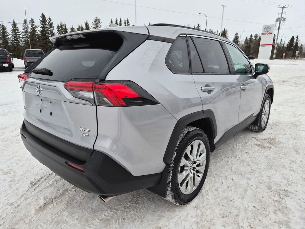 TOYOTA TRUCK RAV4 XLE PREMIUM 2024 à Temiskaming Shores, Ontario - 4 - w1024h768px