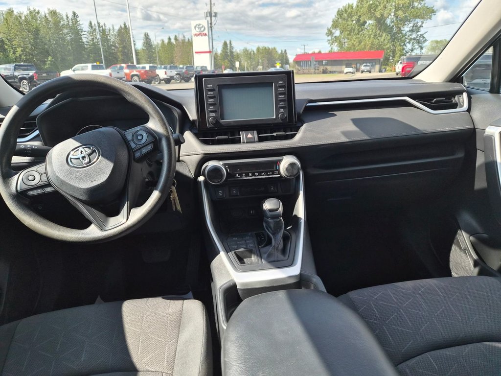 2019 Toyota RAV4 LE in Temiskaming Shores, Ontario - 5 - w1024h768px