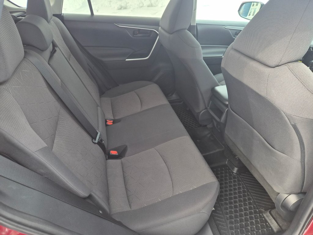2019 Toyota RAV4 LE AWD in Temiskaming Shores, Ontario - 6 - w1024h768px