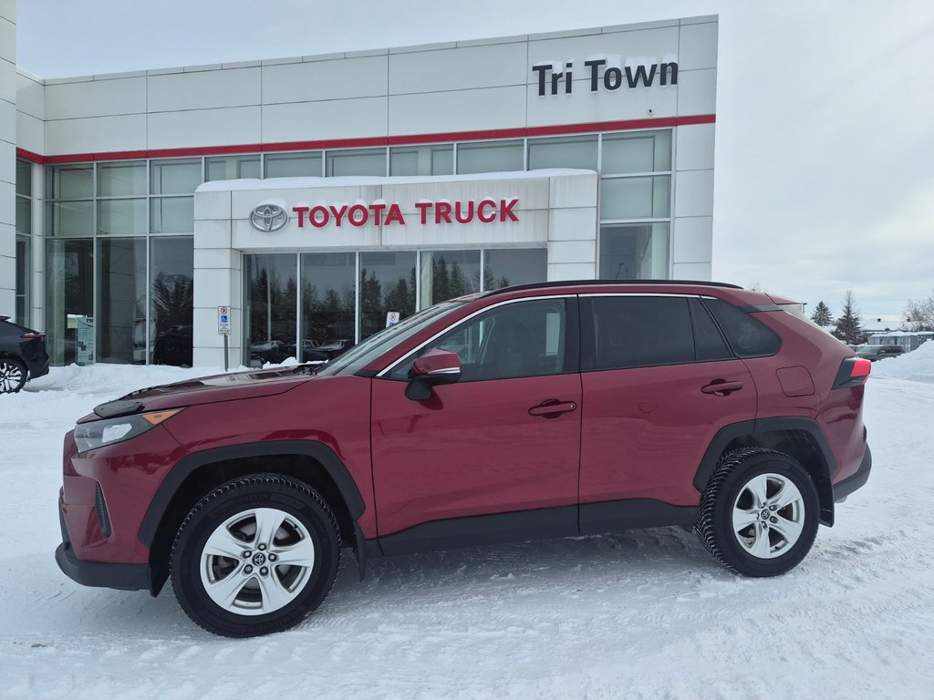 2019 Toyota RAV4 LE AWD in Temiskaming Shores, Ontario - 1 - w1024h768px