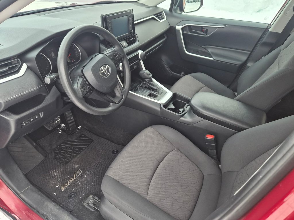 2019 Toyota RAV4 LE AWD in Temiskaming Shores, Ontario - 5 - w1024h768px
