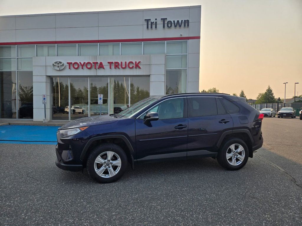 2020 Toyota RAV4 XLE in Temiskaming Shores, Ontario - 1 - w1024h768px