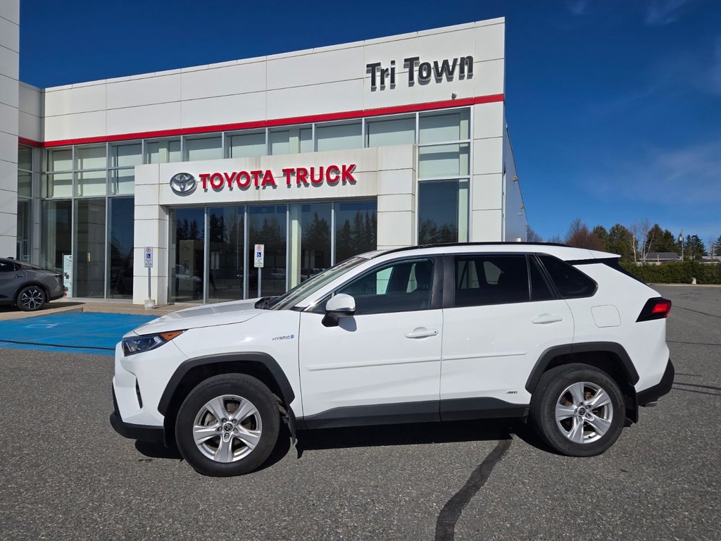 2021 Toyota RAV4 HYBRID XLE in Temiskaming Shores, Ontario - 1 - w1024h768px