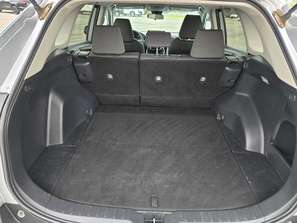 2021 Toyota RAV4 LE in Temiskaming Shores, Ontario - 9 - w1024h768px