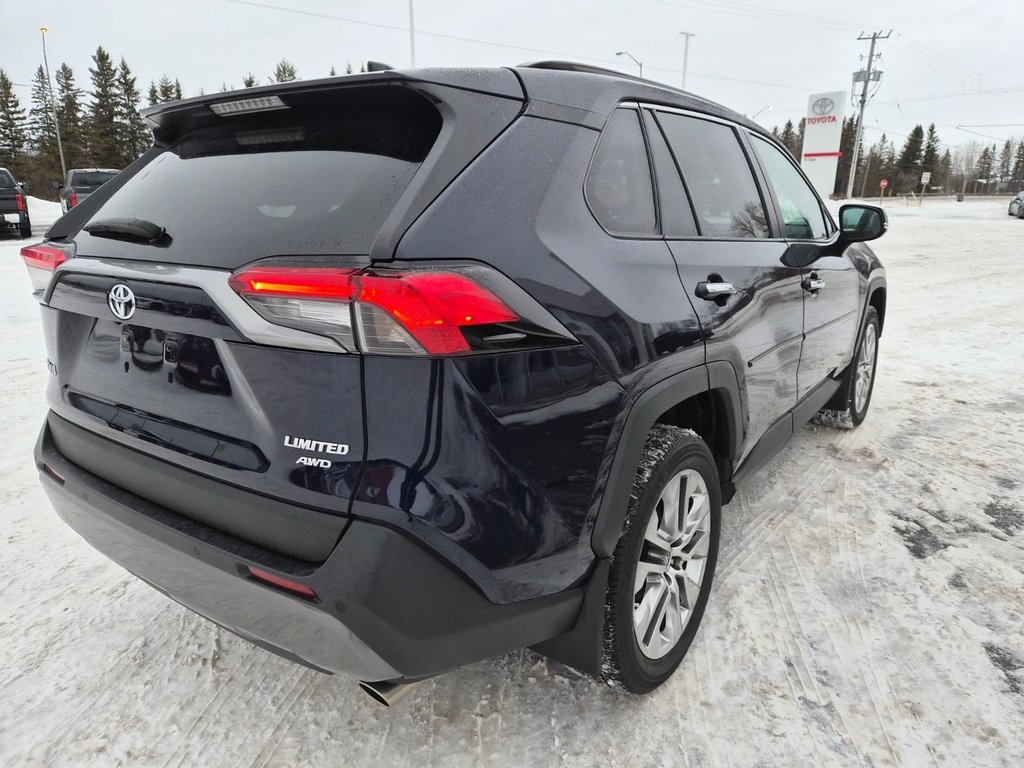 2021 Toyota RAV4 LIMITED in Temiskaming Shores, Ontario - 4 - w1024h768px