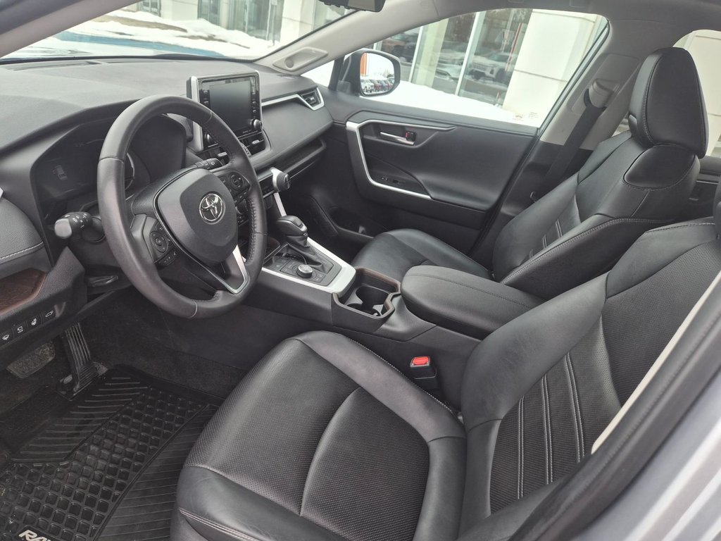 2021 Toyota RAV4 LIMITED in Temiskaming Shores, Ontario - 5 - w1024h768px