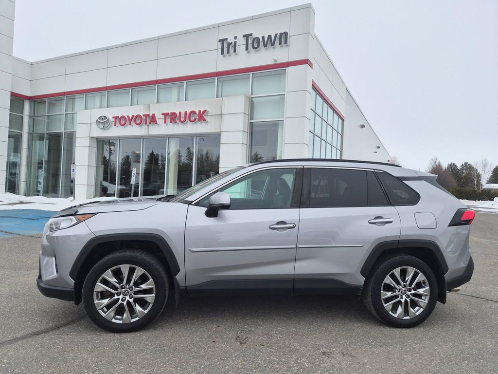 2021 Toyota RAV4 LIMITED in Temiskaming Shores, Ontario - 1 - w1024h768px