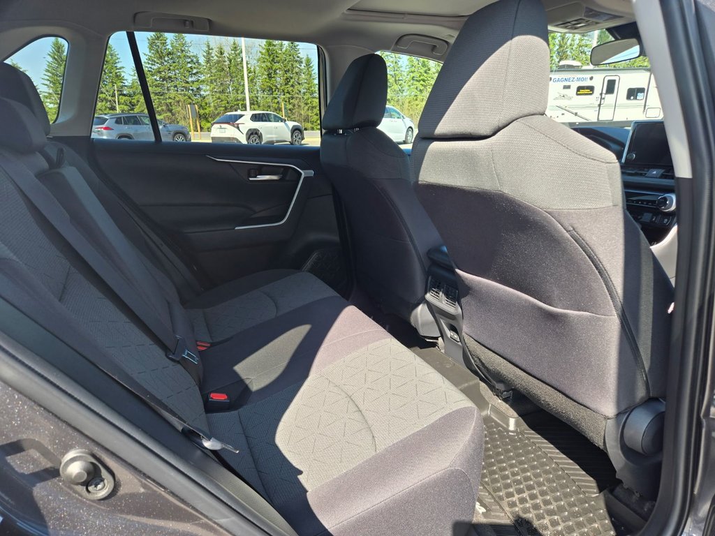 2023 Toyota RAV4 XLE in Temiskaming Shores, Ontario - 8 - w1024h768px