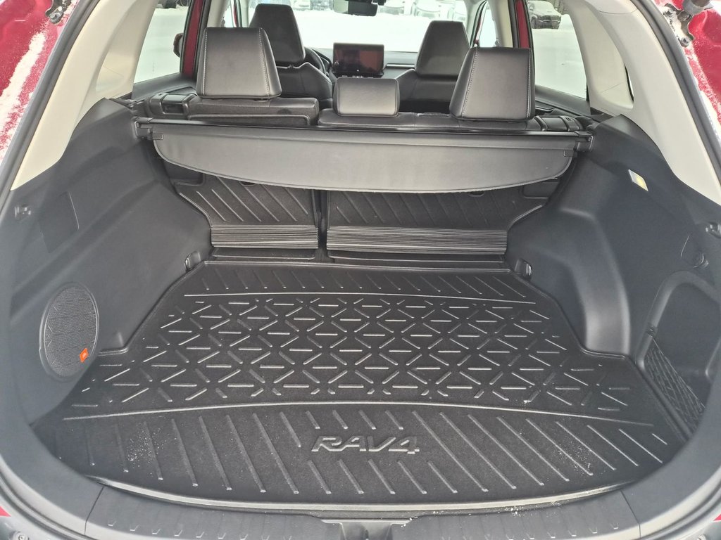 2023 Toyota RAV4 HYBRID LIMITED in Temiskaming Shores, Ontario - 9 - w1024h768px