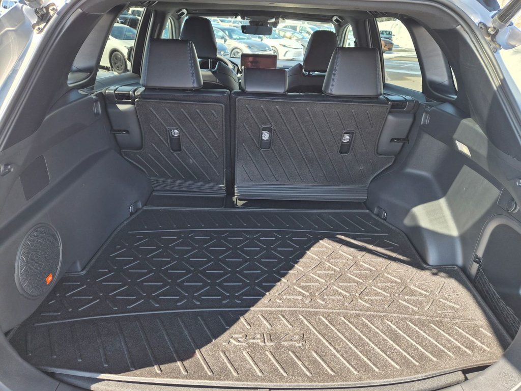 2023 Toyota RAV4 HYBRID XSE in Temiskaming Shores, Ontario - 8 - w1024h768px