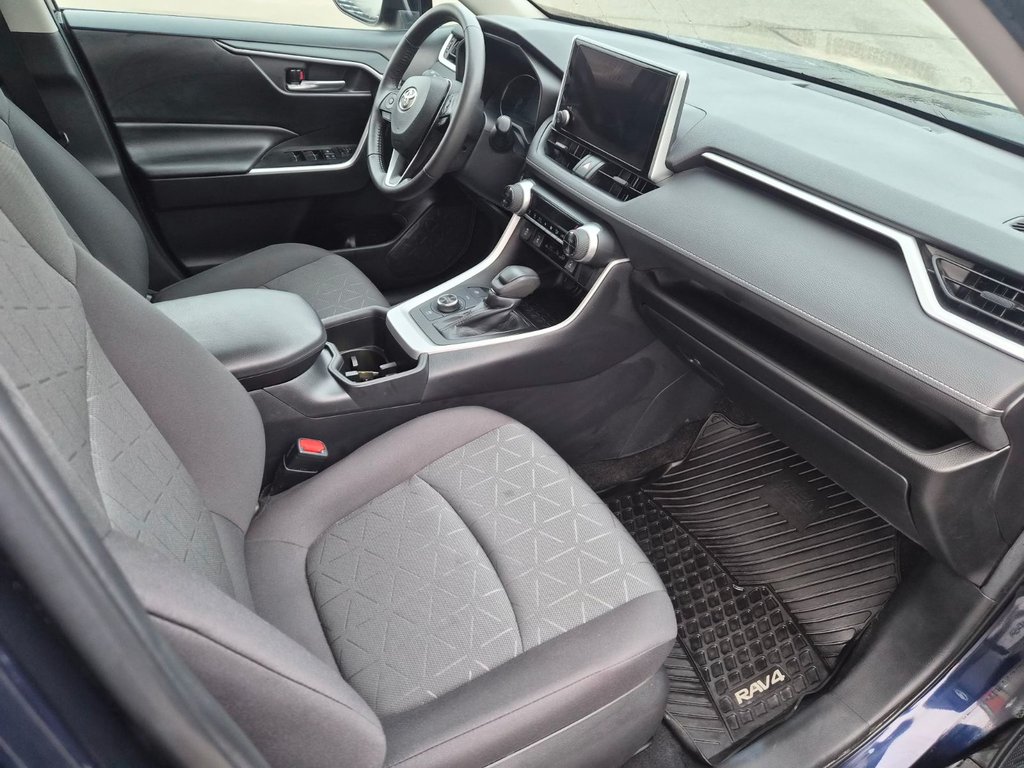2023 Toyota RAV4 HYBRID XLE in Temiskaming Shores, Ontario - 9 - w1024h768px