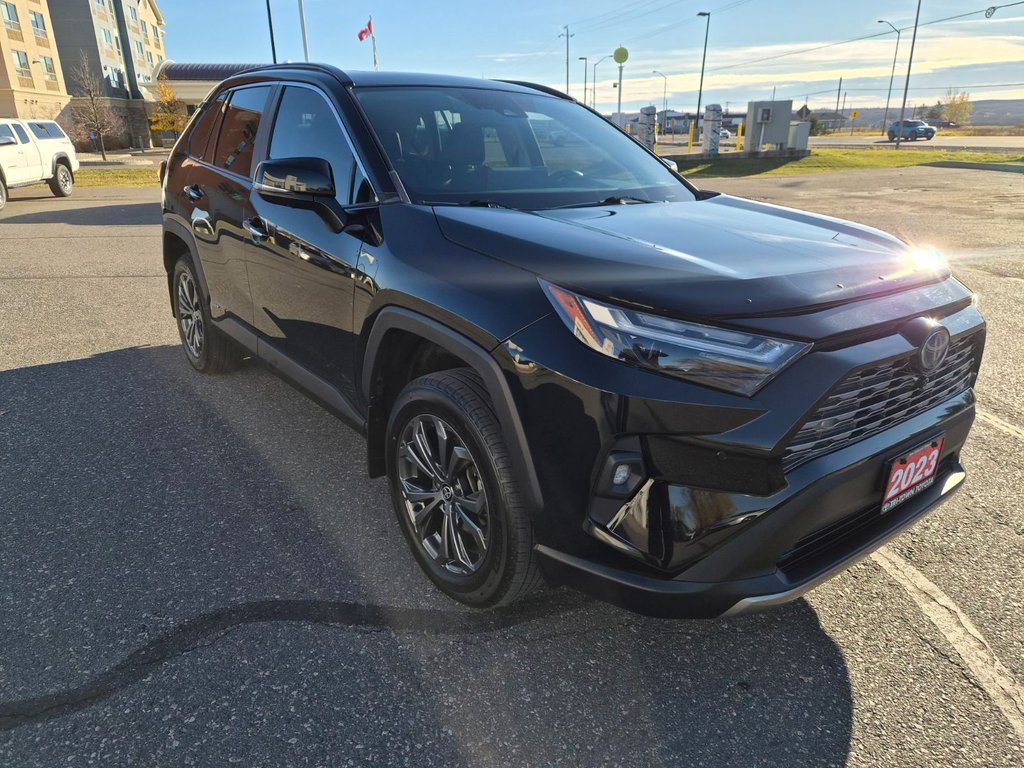 Toyota RAV4 HYBRID LIMITED 2023 à Temiskaming Shores, Ontario - 3 - w1024h768px