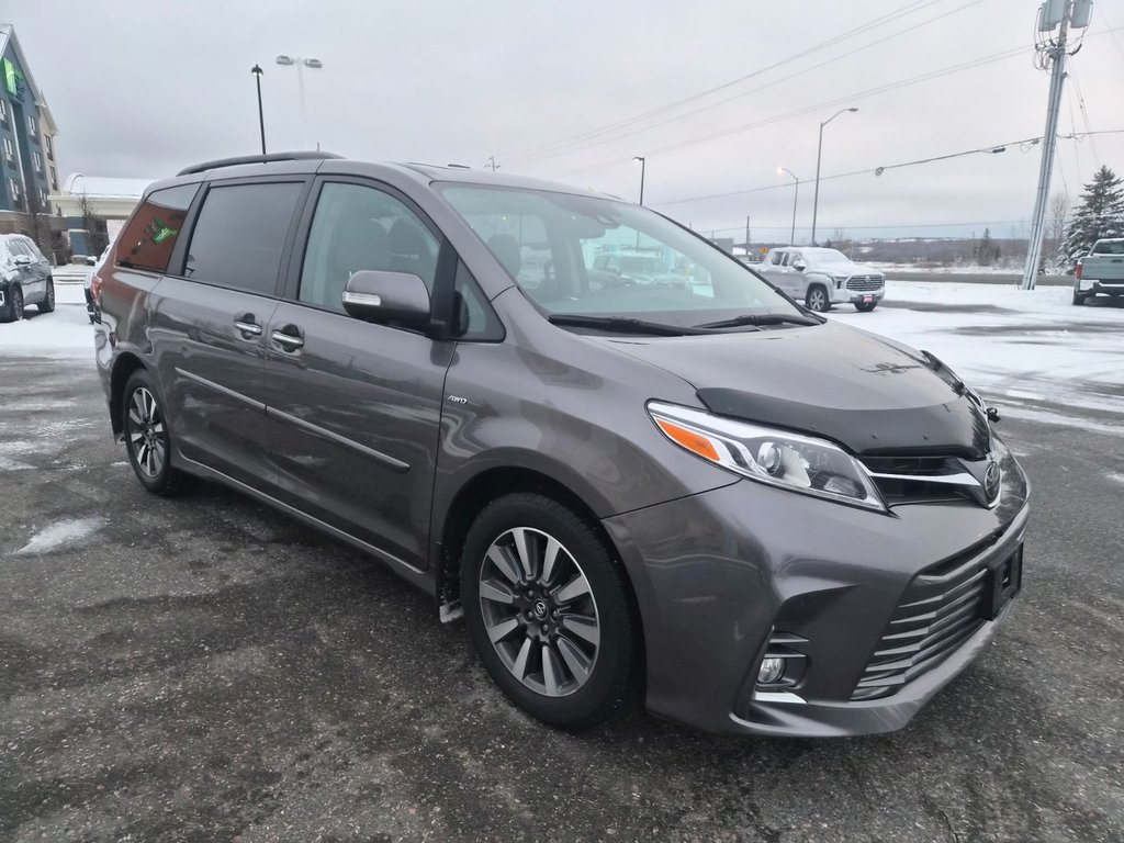 2018 Toyota SIENNA LIMITED in Temiskaming Shores, Ontario - 2 - w1024h768px