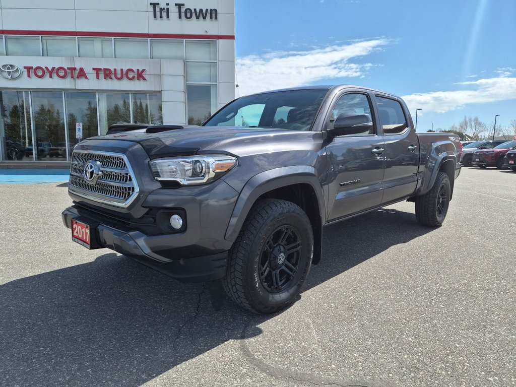 2017 Toyota TACOMA TRD SPORT in Temiskaming Shores, Ontario - 2 - w1024h768px
