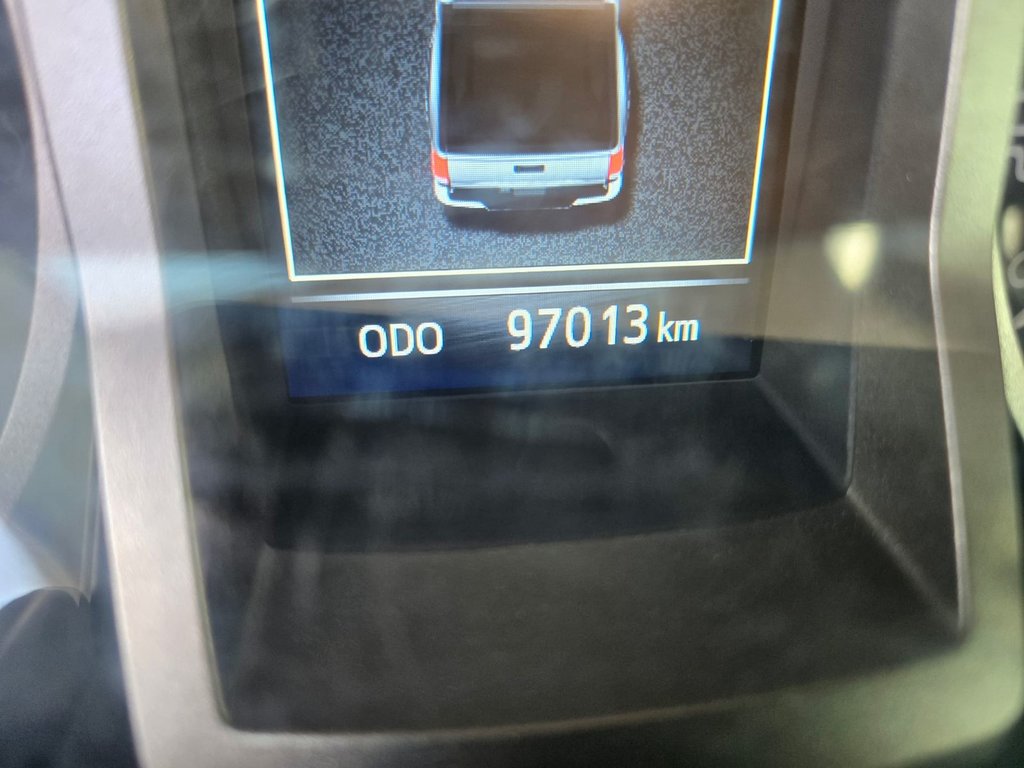 2021 Toyota Tacoma 4WD DOUBLE CAB SR5 in Temiskaming Shores, Ontario - 9 - w1024h768px