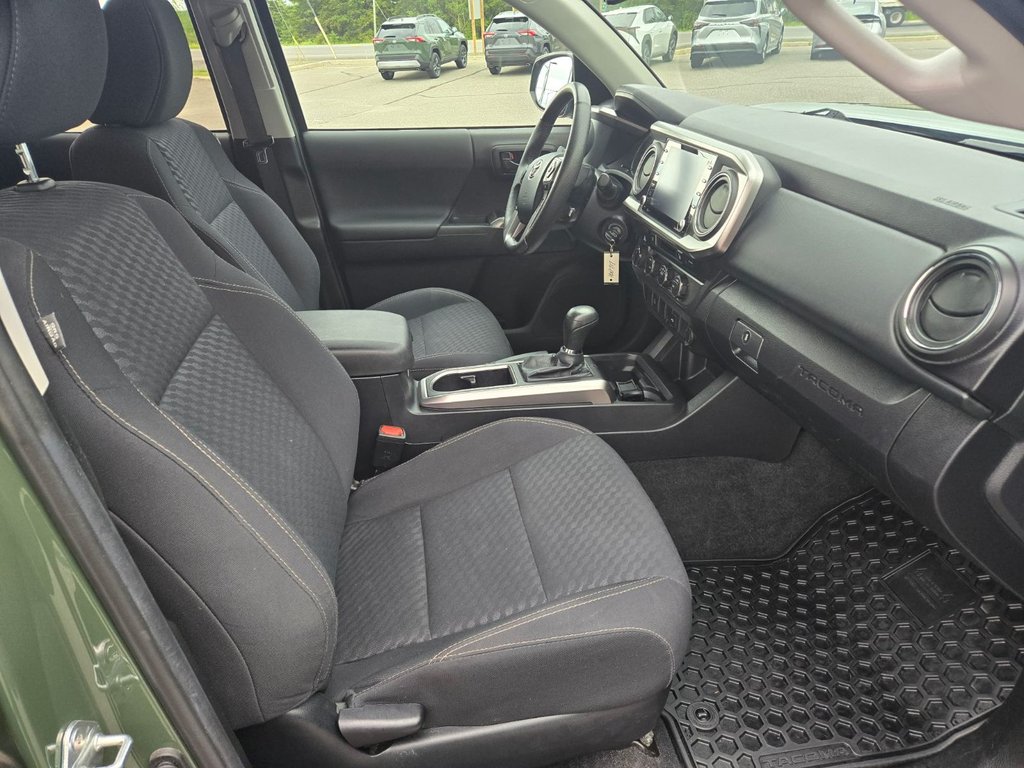 2022 Toyota Tacoma 4WD DBL AT SB in Temiskaming Shores, Ontario - 8 - w1024h768px