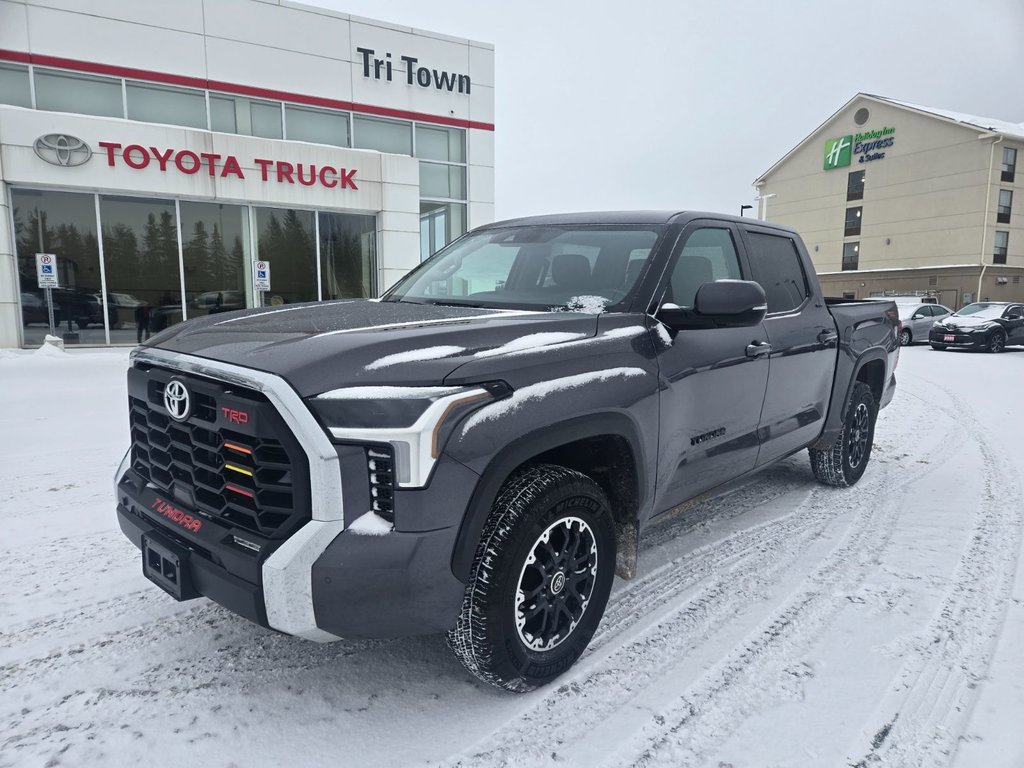 2022 Toyota Tundra SR in Temiskaming Shores, Ontario - 2 - w1024h768px