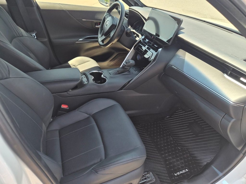 2022 Toyota VENZA XLE in Temiskaming Shores, Ontario - 8 - w1024h768px