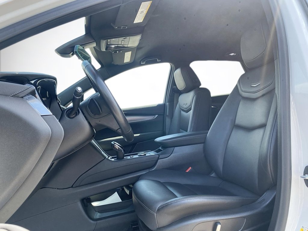 CADILLAC TRUCK XT5  2022 à North Bay, Ontario - 5 - w1024h768px