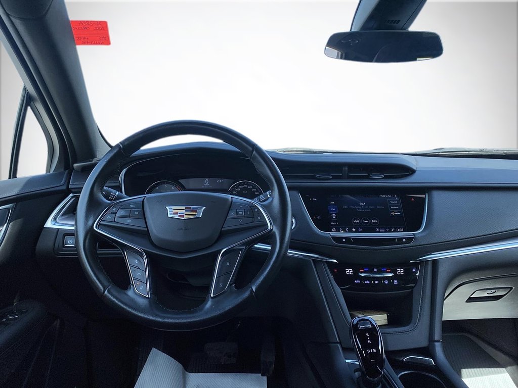 CADILLAC TRUCK XT5  2022 à North Bay, Ontario - 6 - w1024h768px